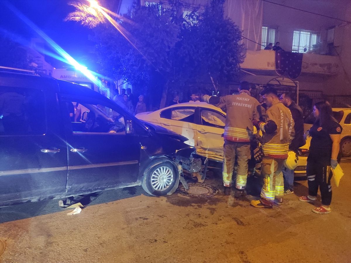 İskenderun\'da Kaza: 4 Yaralı