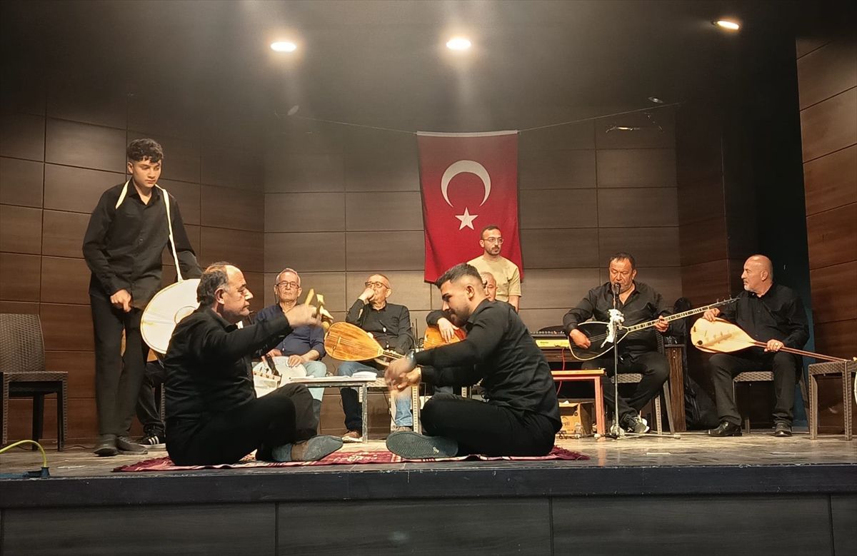 Neşet Ertaş, Gediz\'de Anıldı