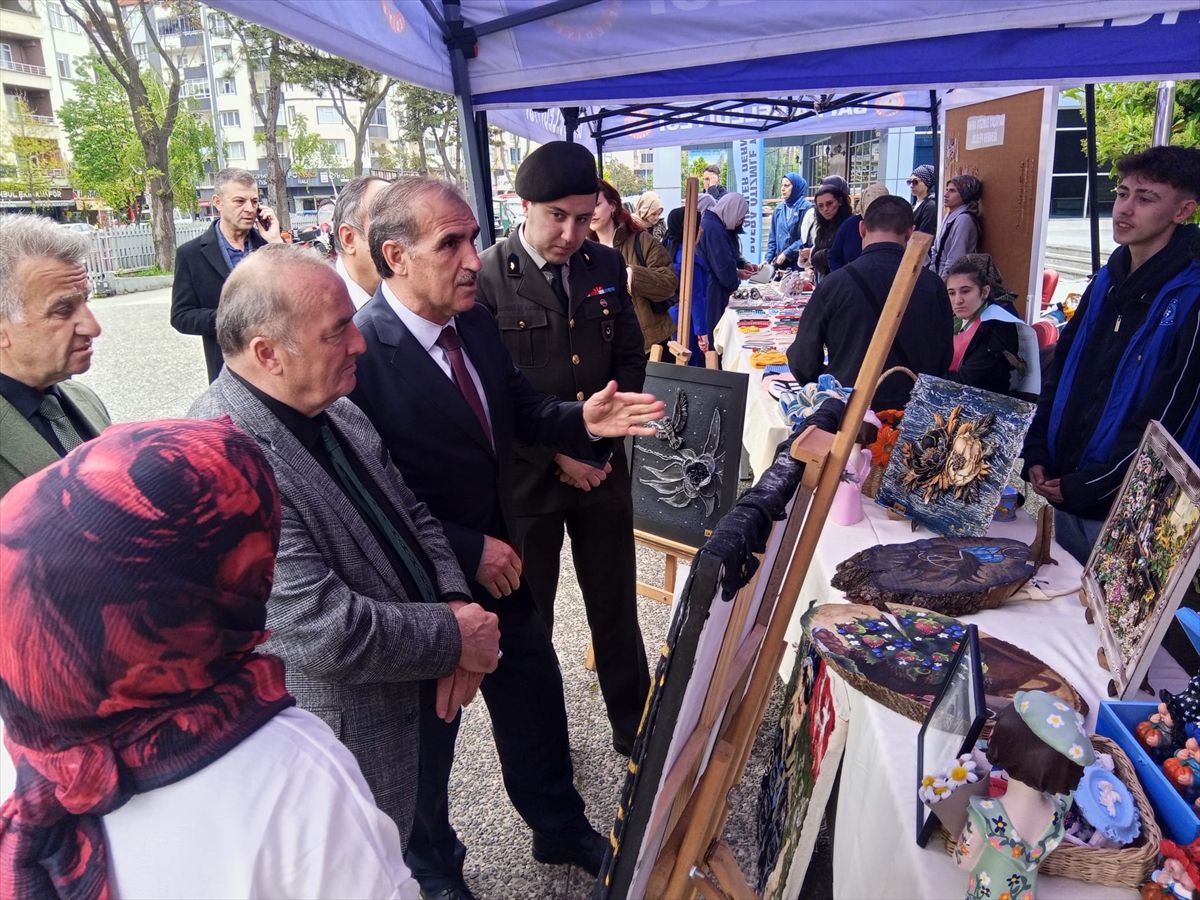 Bafra\'da Engel Tanımayan Eller Sergisi