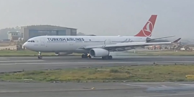 THY uçağında yangın paniği! Yolcular acil çıkışlardan tahliye edildi