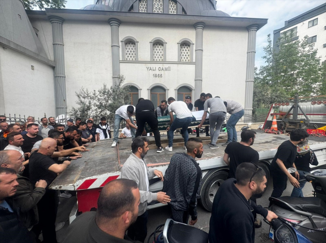 Yüksek ses tartışmasında can veren esnafın cenazesi çekici üstünde taşındı