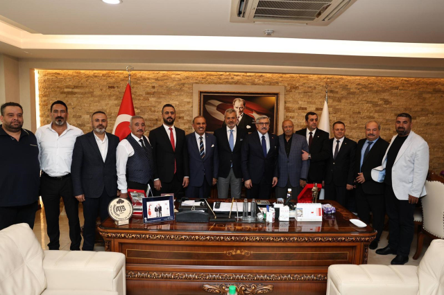 Başkan Öntürk: Hatay’ın 15 ilçesine eşit hizmet veriyoruz