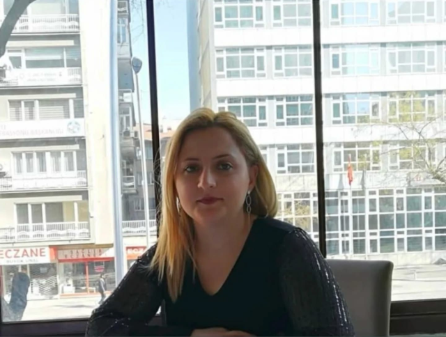 Siirt'te lojmandaki cinayetin sanıkları komşu çiftin yargılandığı davada karar