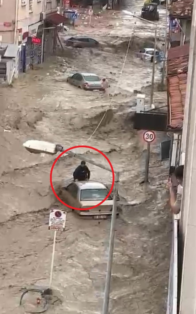 7 kentimizi sel ve dolu vurdu, hayat durma noktasına geldi