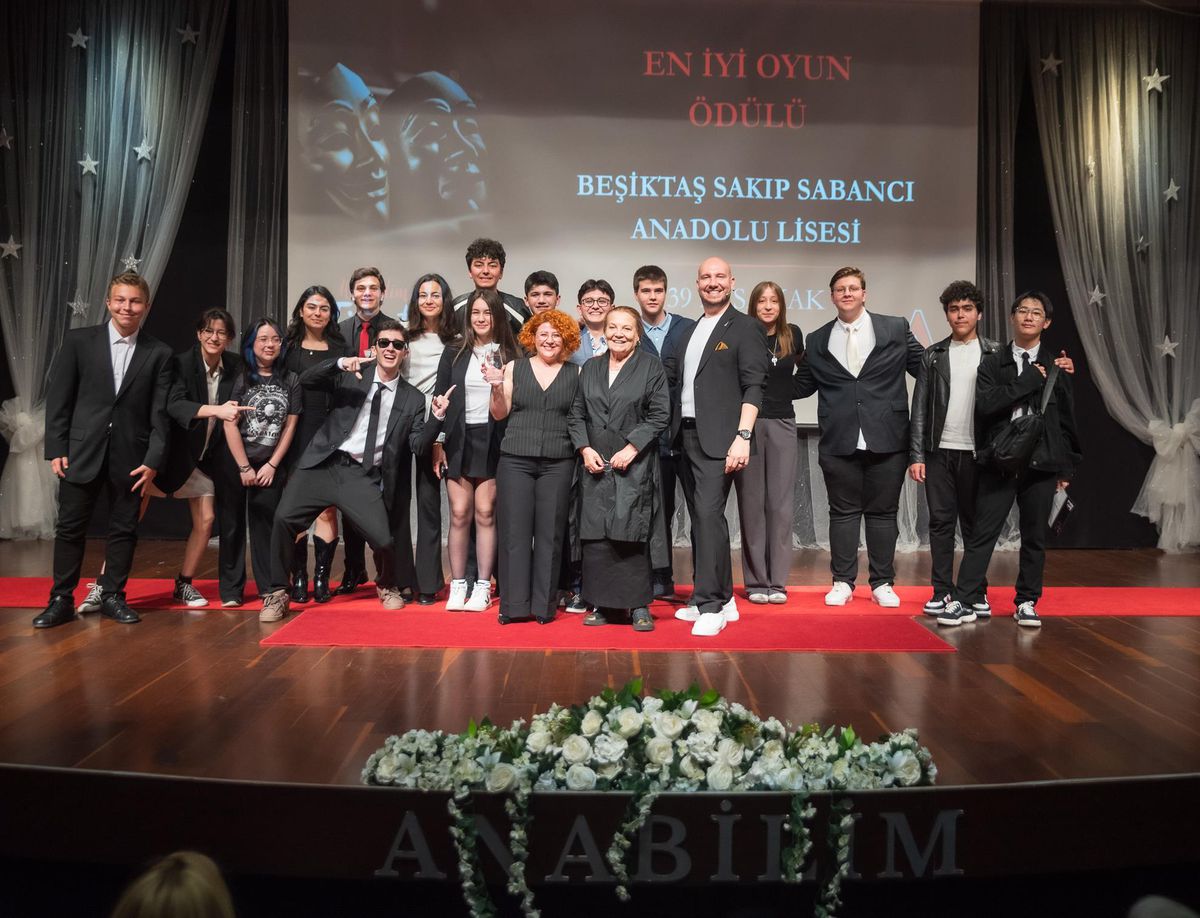 Anabilim’den Genç Sanatçılara Büyük Sahne