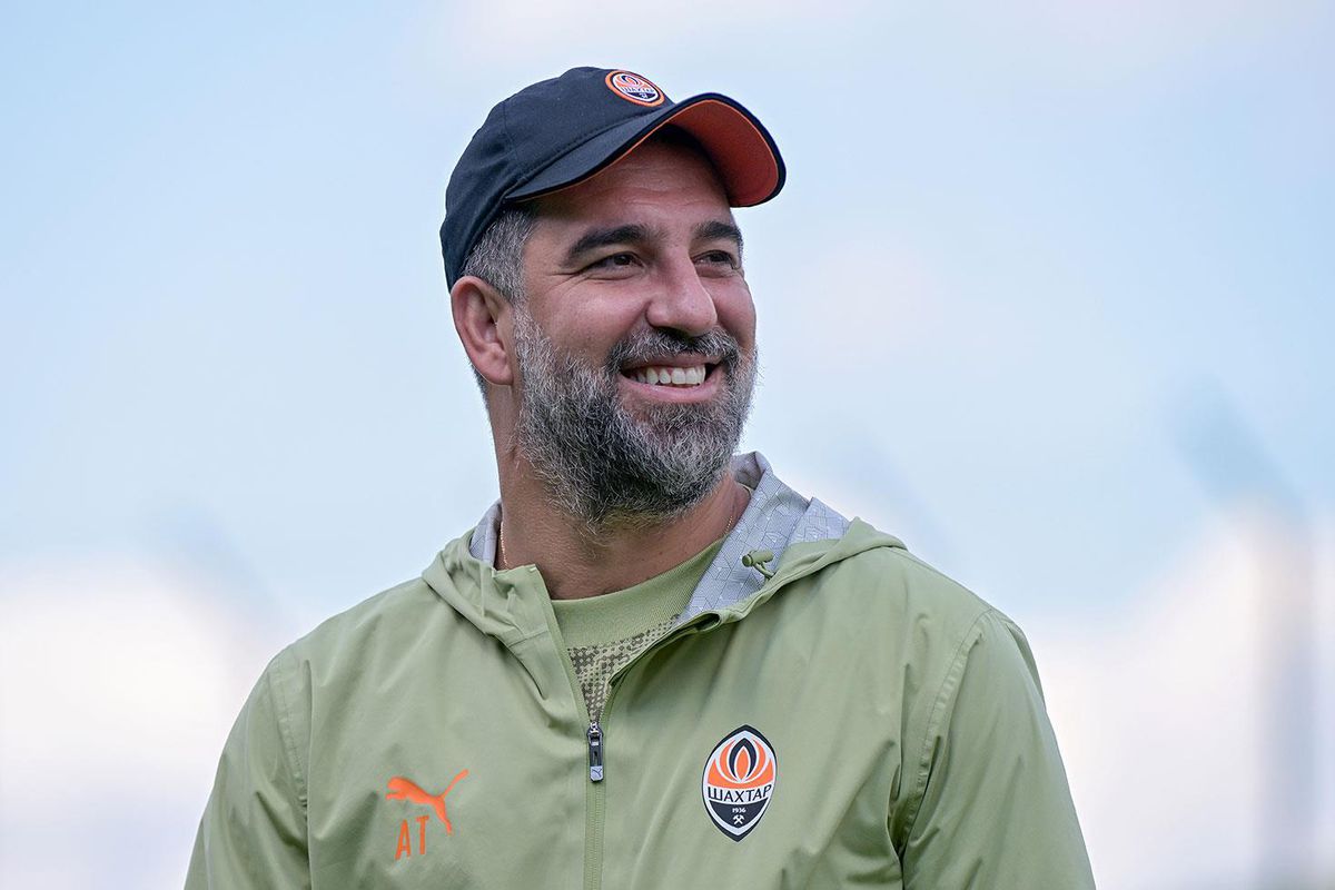 Arda Turan hem Fenerbahçe'nin hem de Galatasaray'ın yıldızını istiyor