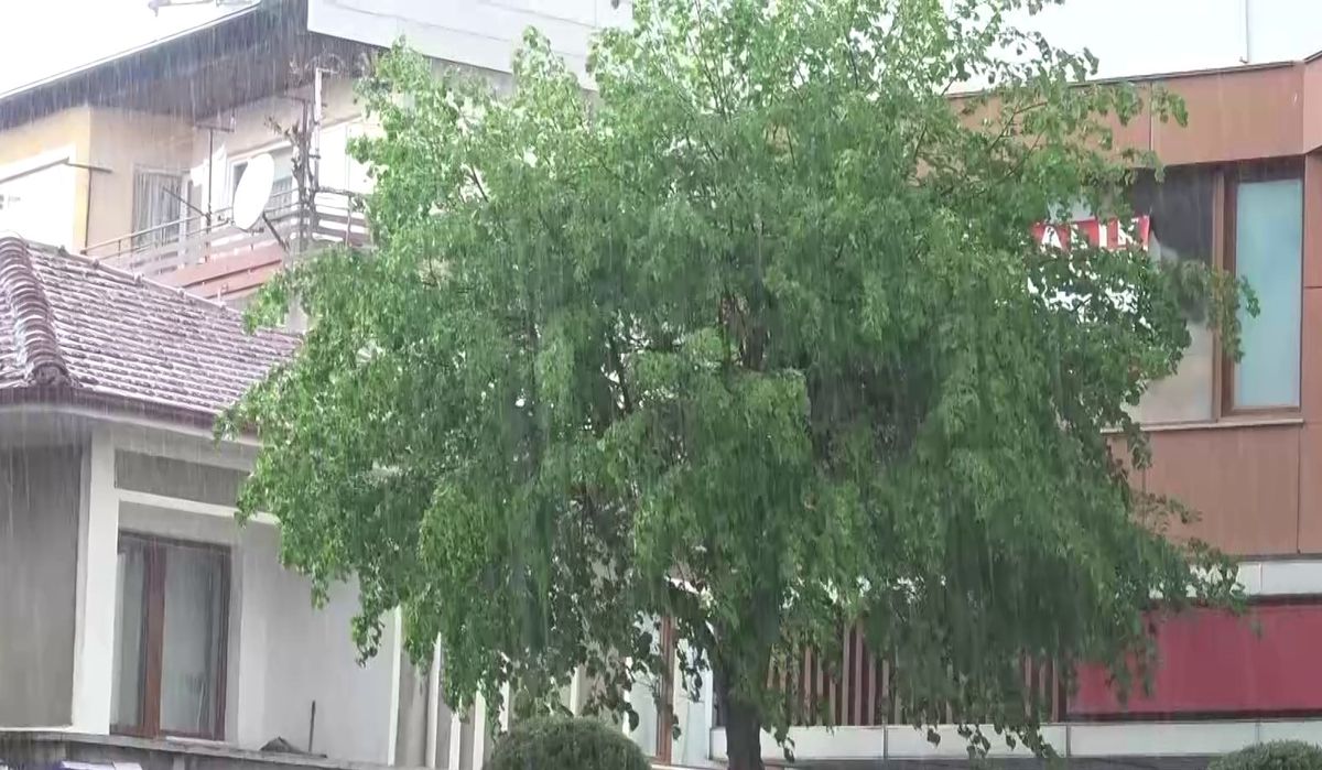 Bolu\'da Aniden Sağanak!