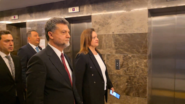 Burcu Köksal, AK Parti Genel Merkez binasında