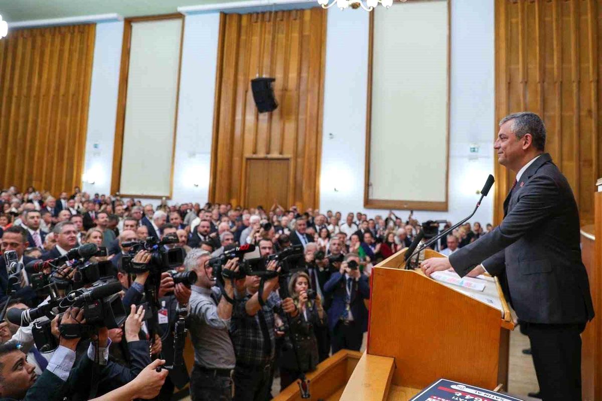 CHP Genel Başkanı Özel: "Türkiye\'de gıda enflasyonu dünyanın 17 katı"