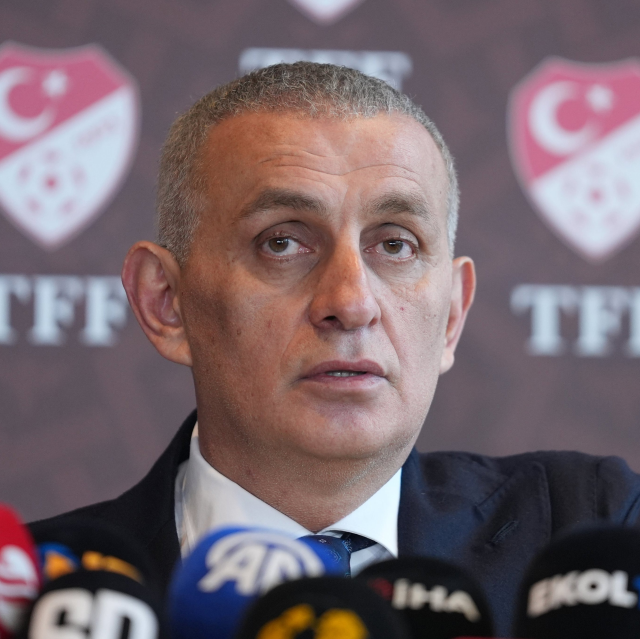 Hacıosmanoğlu'ndan olay sözler: Parmağımla dokunsam şampiyondu