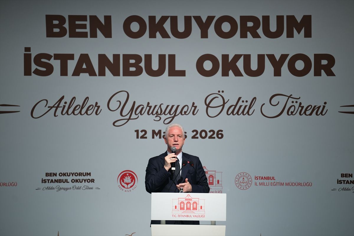 İstanbul\'da "Aileler Yarışıyor" kitap okuma yarışmasının ödül töreni yapıldı
