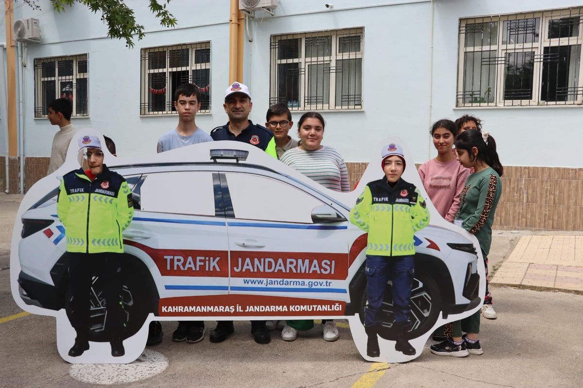 Kahramanmaraş’ta özel gereksinimli öğrencilere uygulamalı trafik eğitimi