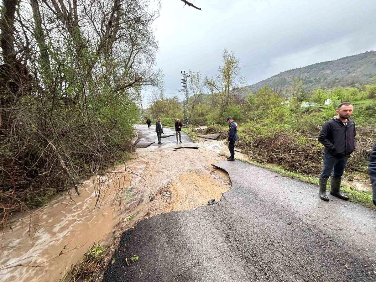 Karabük\'te Sel ve Dolu Felaketi
