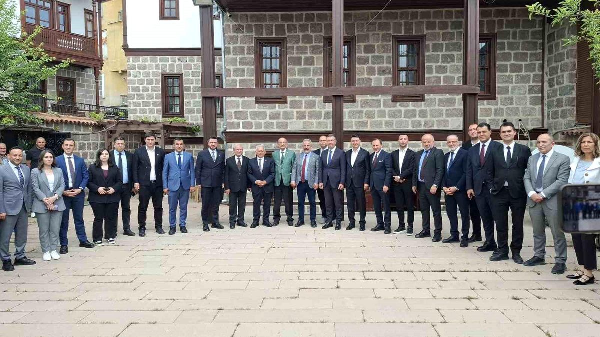 Kayseri Belediye Başkanı Büyükkılıç: "2027 TÜRKSOY Kültür Başkenti olma unvanını almış olduk, Kayserimiz bir adım daha ön plana çıktı"