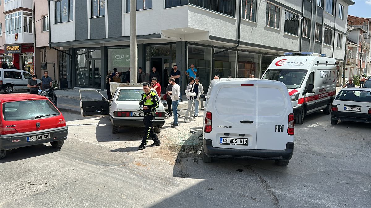 Kütahya\'da Trafik Kazası: 1 Yaralı, 80 Bin TL Ceza