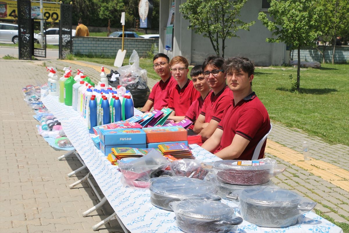 Kütahya\'da İyilik Kermesi Düzenlendi