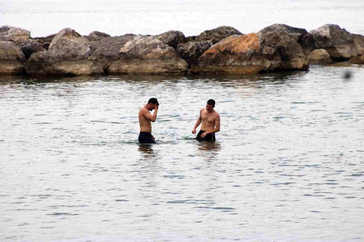 Sıcak Havada Deniz Keyfi