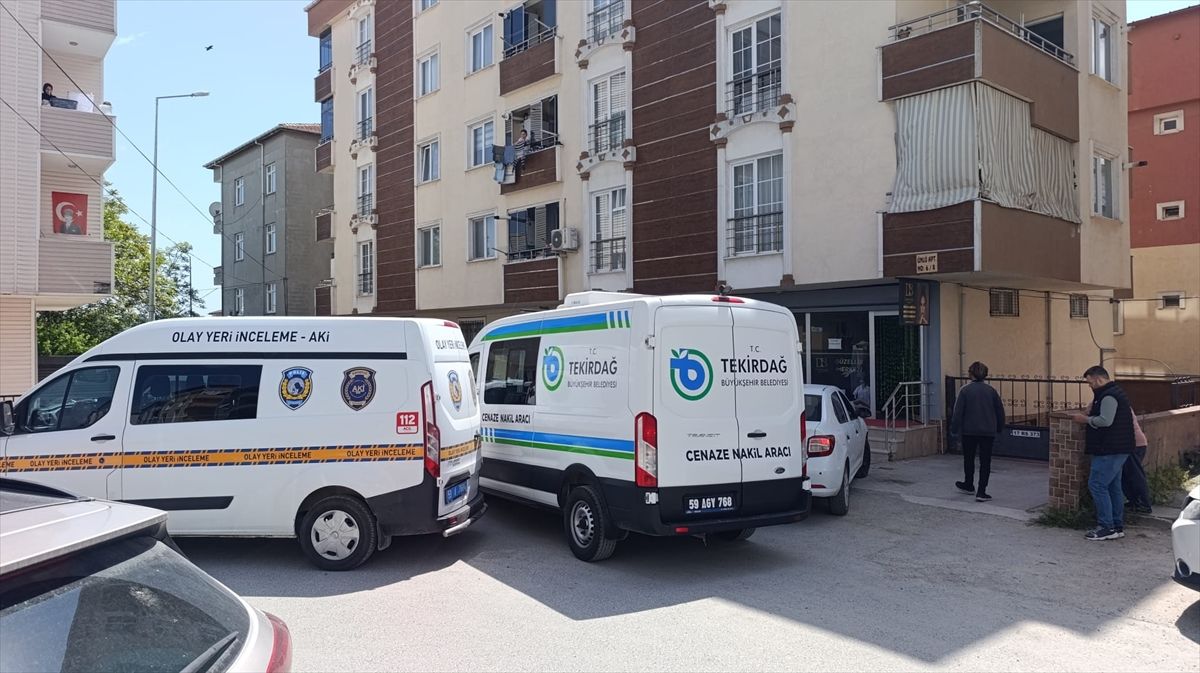 Çerkezköy\'de Evinde Ölü Bulundu