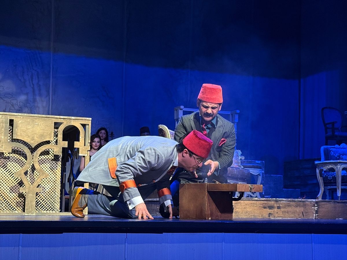 Trabzon\'da Tiyatro Festivali Başladı