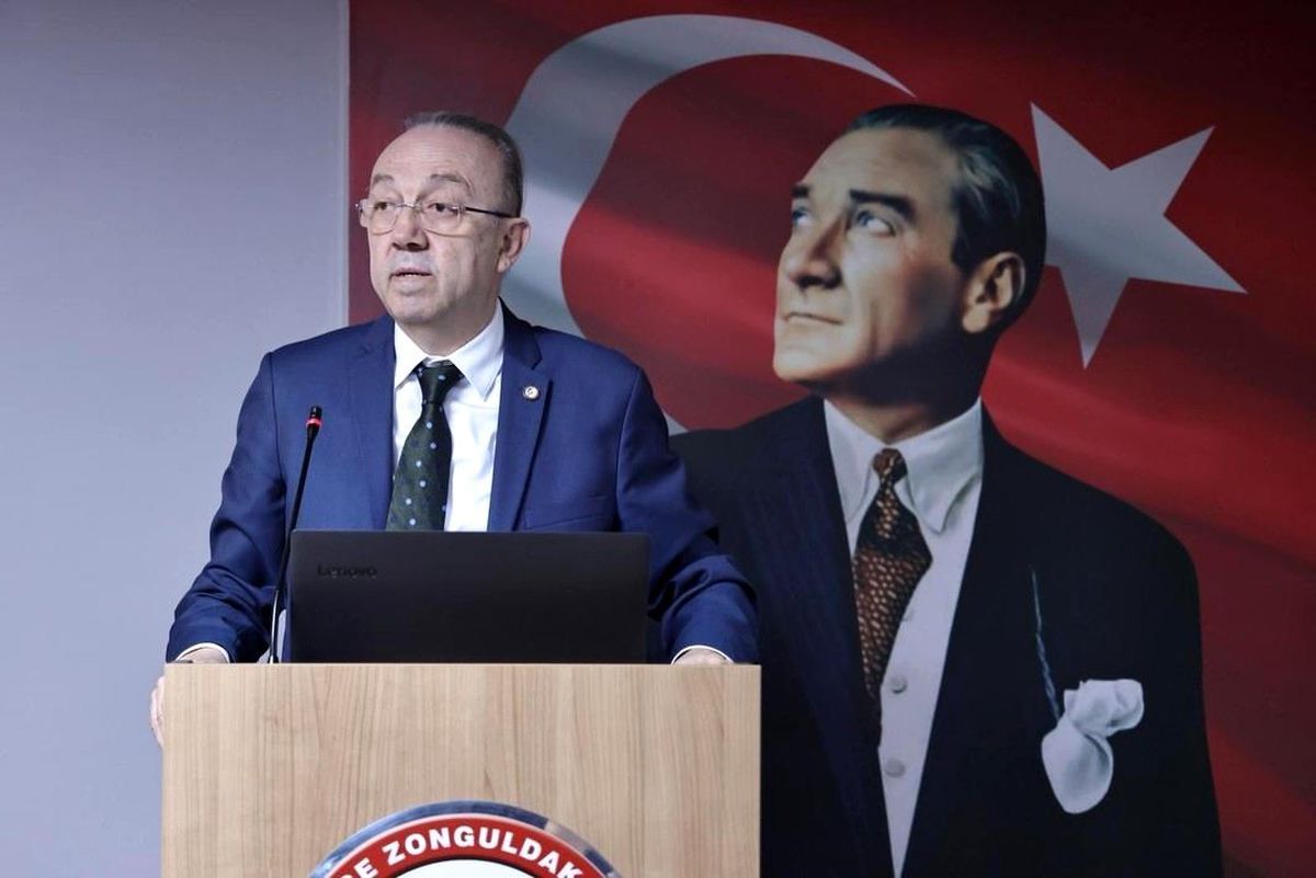 Zonguldak\'ta Eczacılık Günü paneli düzenlendi