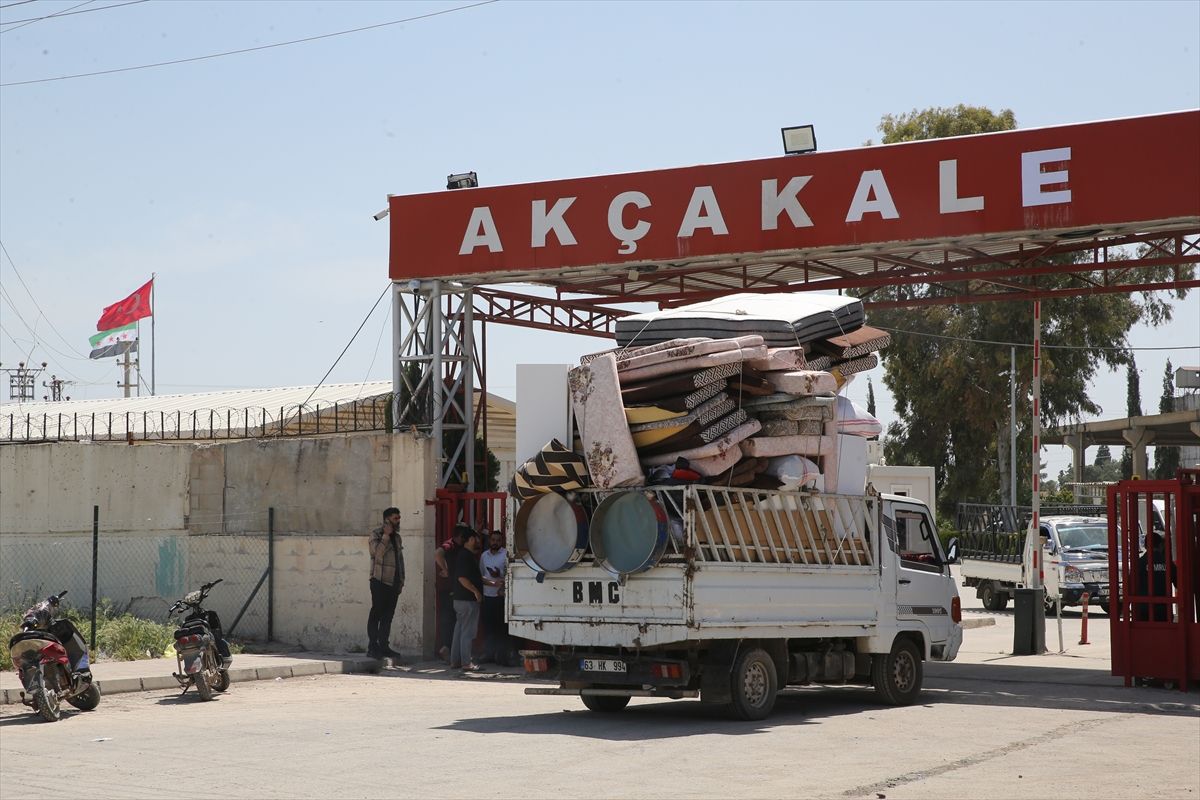 Akçakale Gümrük Kapısı Yeniden Açıldı