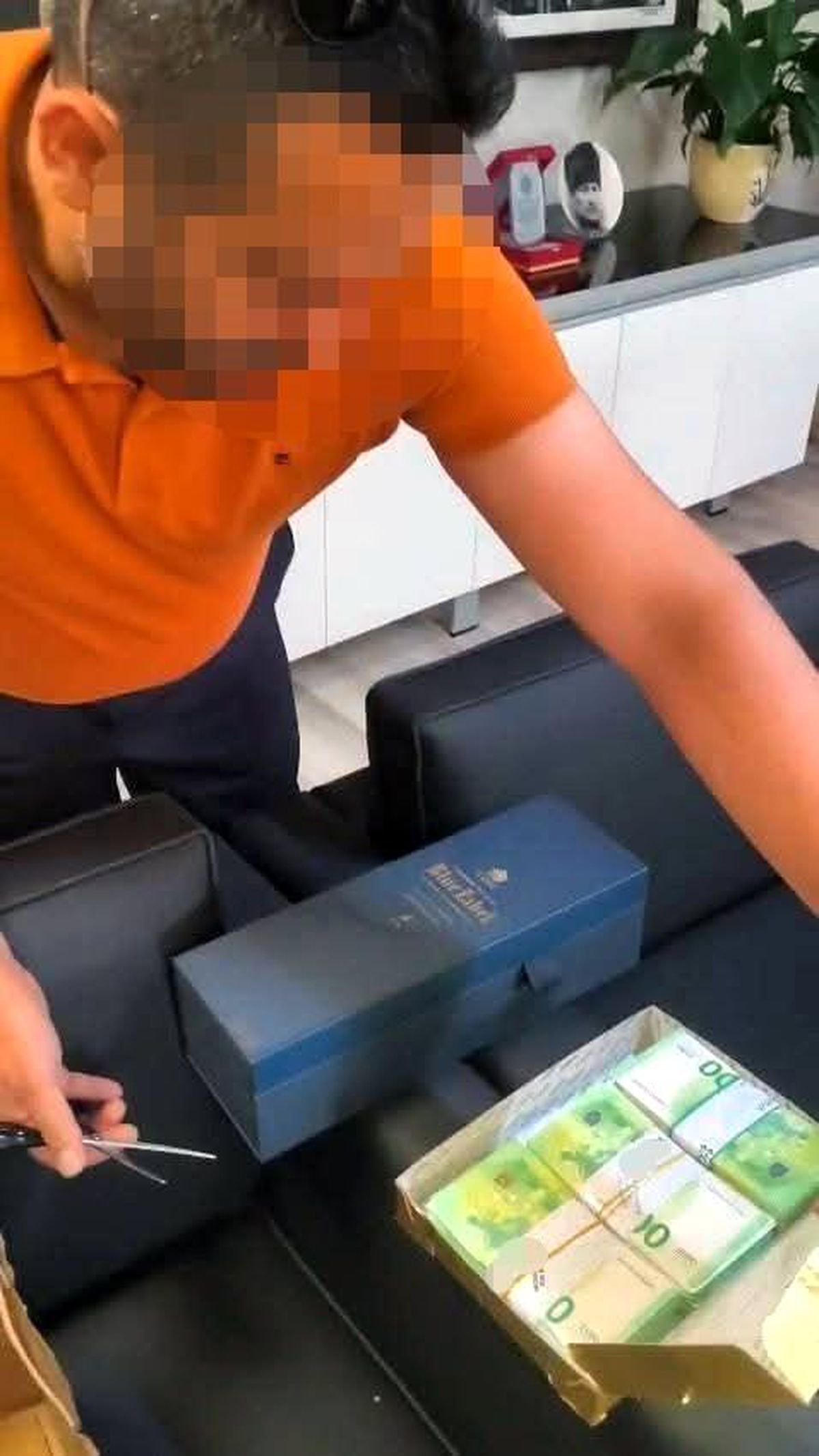 Baklava kutusunda makamında 110 bin euro ile yakalanan Tüter: "Video ve foto karesinden dolayı tutukluyum. Rüşvet olsa bile yattığım süreyle cezamı çektim"
