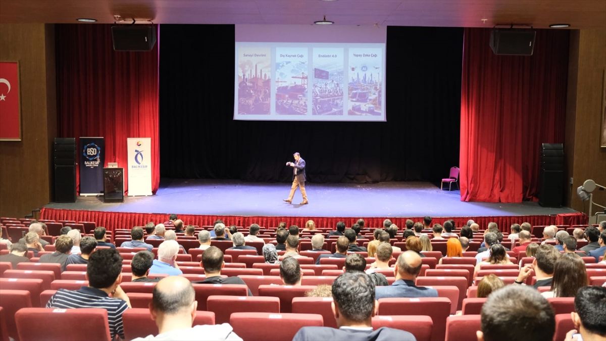 Yapay Zeka ve İş Dünyası Etkileri Ele Alındı