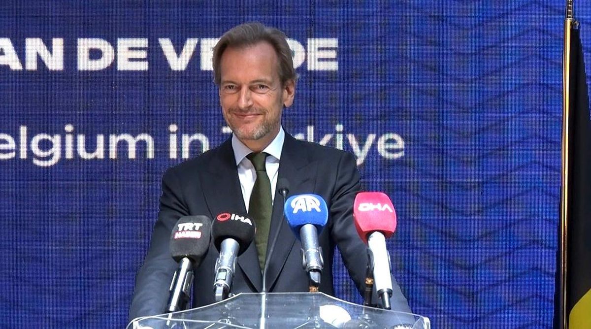 Belçika Savunma Bakanı Francken: "Geri döneceğiz ve bu dönüş 14 yıl sürmeyecek"