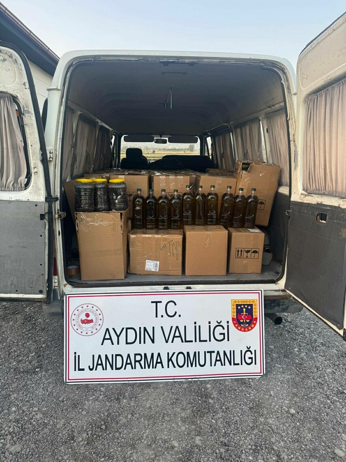 Aydın\'da Taklit Zeytinyağı Operasyonu