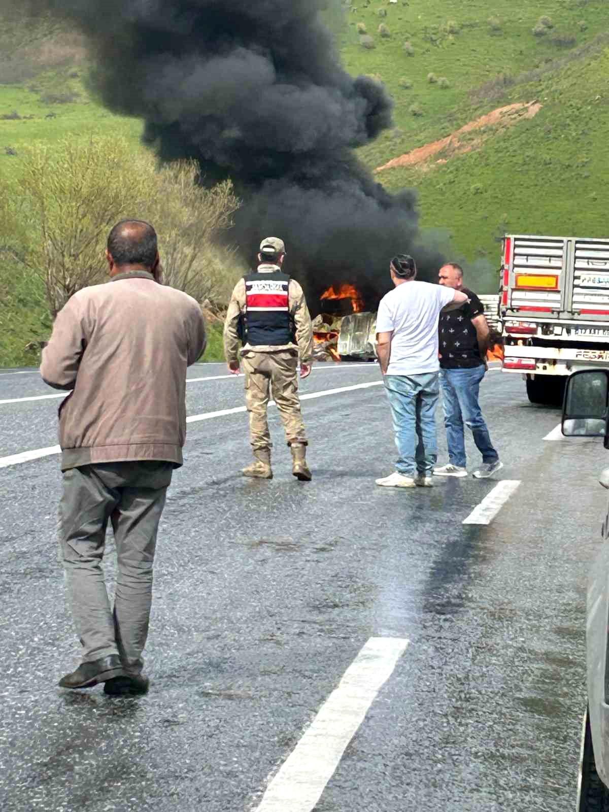 Tatvan\'da Kaza: İki Kişi Hayatını Kaybetti
