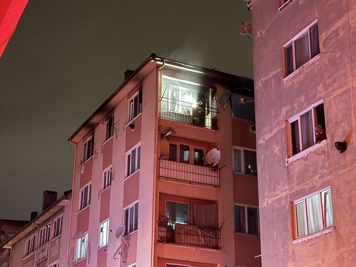 Osmangazi\'de Yangın Söndürüldü