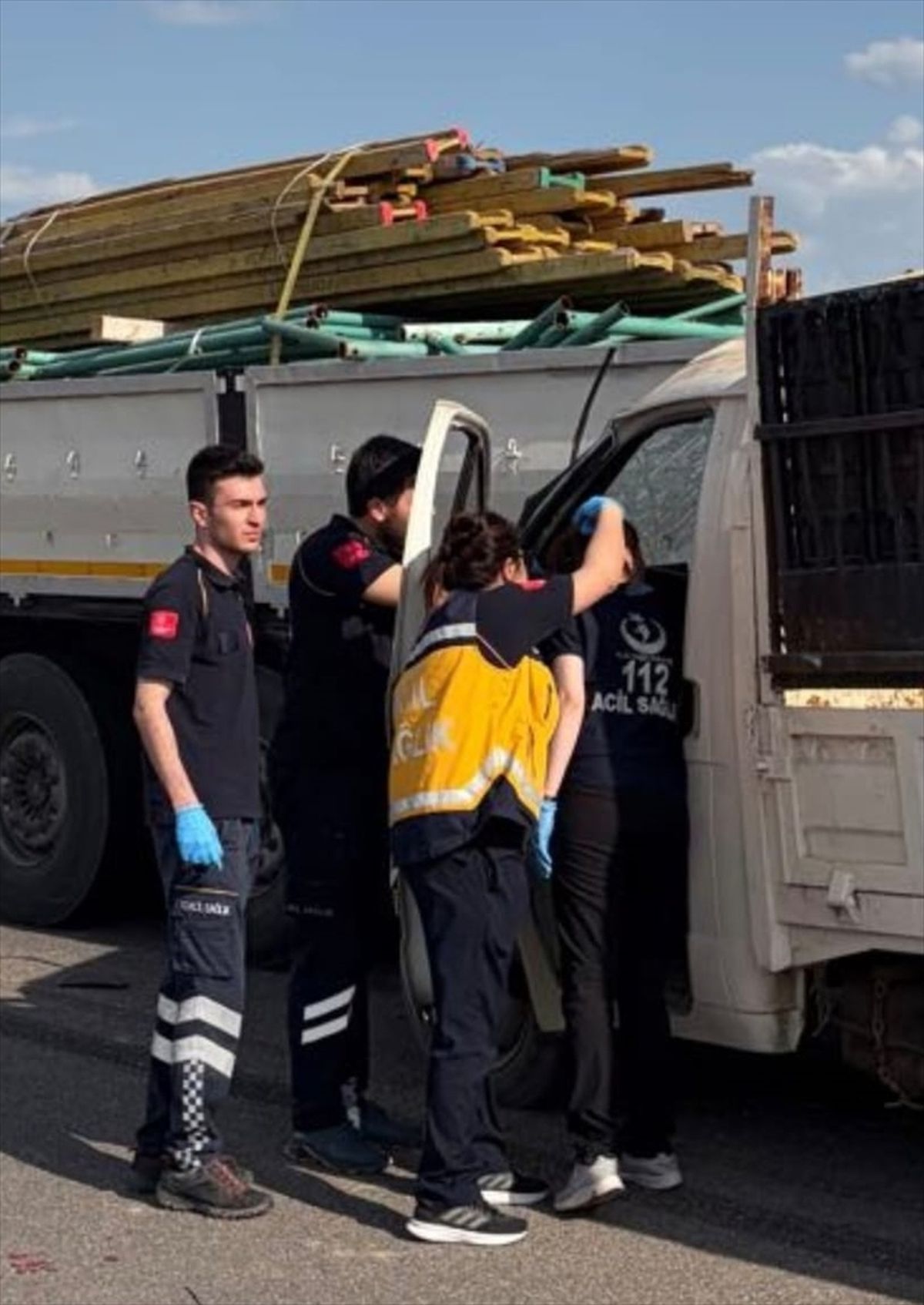 Karacabey\'de Trafik Kazası: 1 Ölü, 1 Yaralı