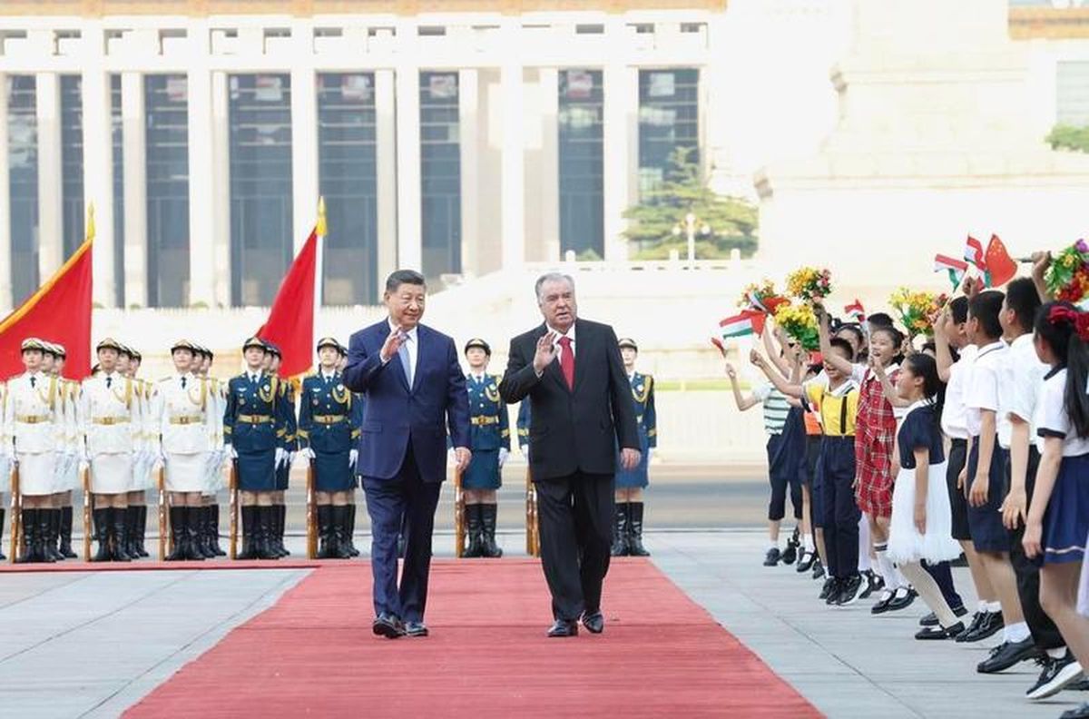 Şi Cinping ve İmamali Rahman Görüştü
