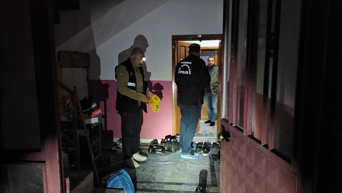 Çorum\'da Tüfekle Ateş Açıldı