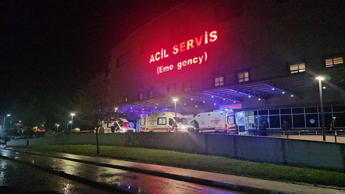 Çorum\'da Bıçaklı Kavga: 2 Yaralı