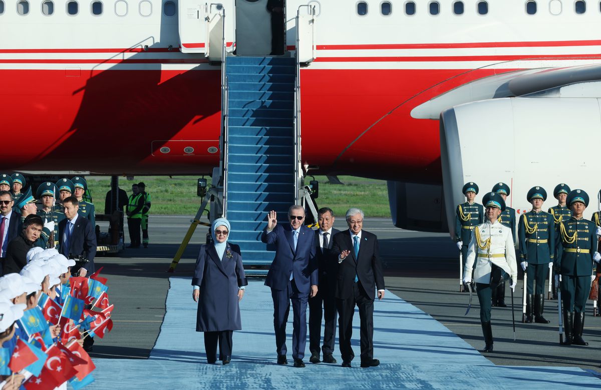 Cumhurbaşkanı Erdoğan Kazakistan\'a gitti
