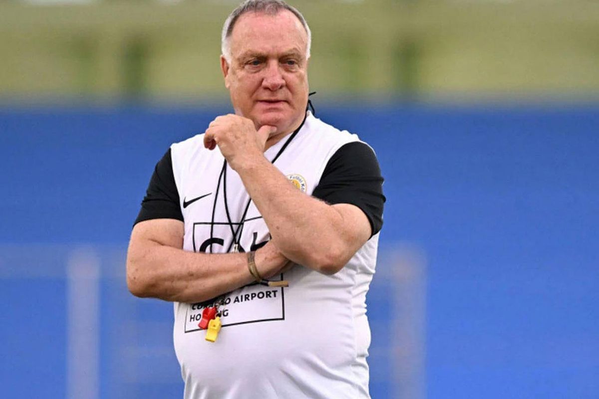 Dick Advocaat Curaçao\'ya geri döndü