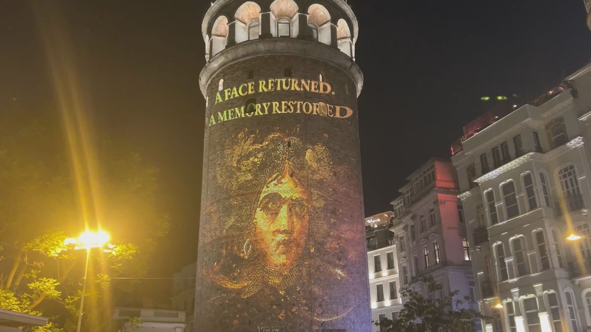 Galata Kulesi\'nde Işık Gösterisi ile Kültürel Miras Vurgusu