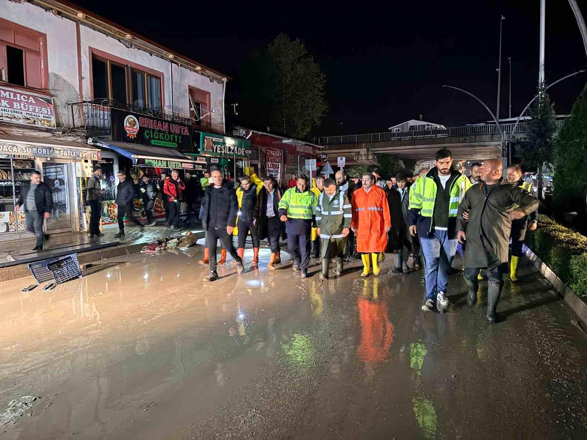 Havza\'da eğitime sel arası