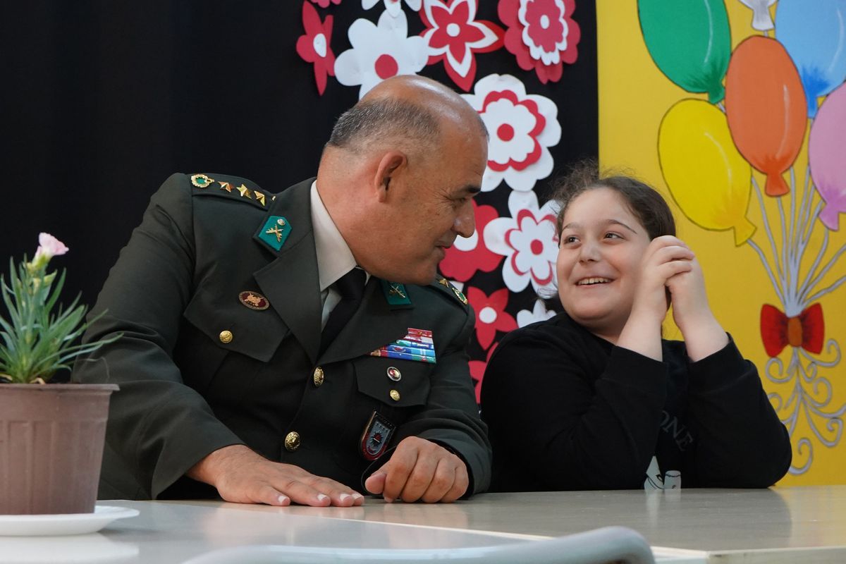 Miniklerden Mehmetçik\'e Mektup