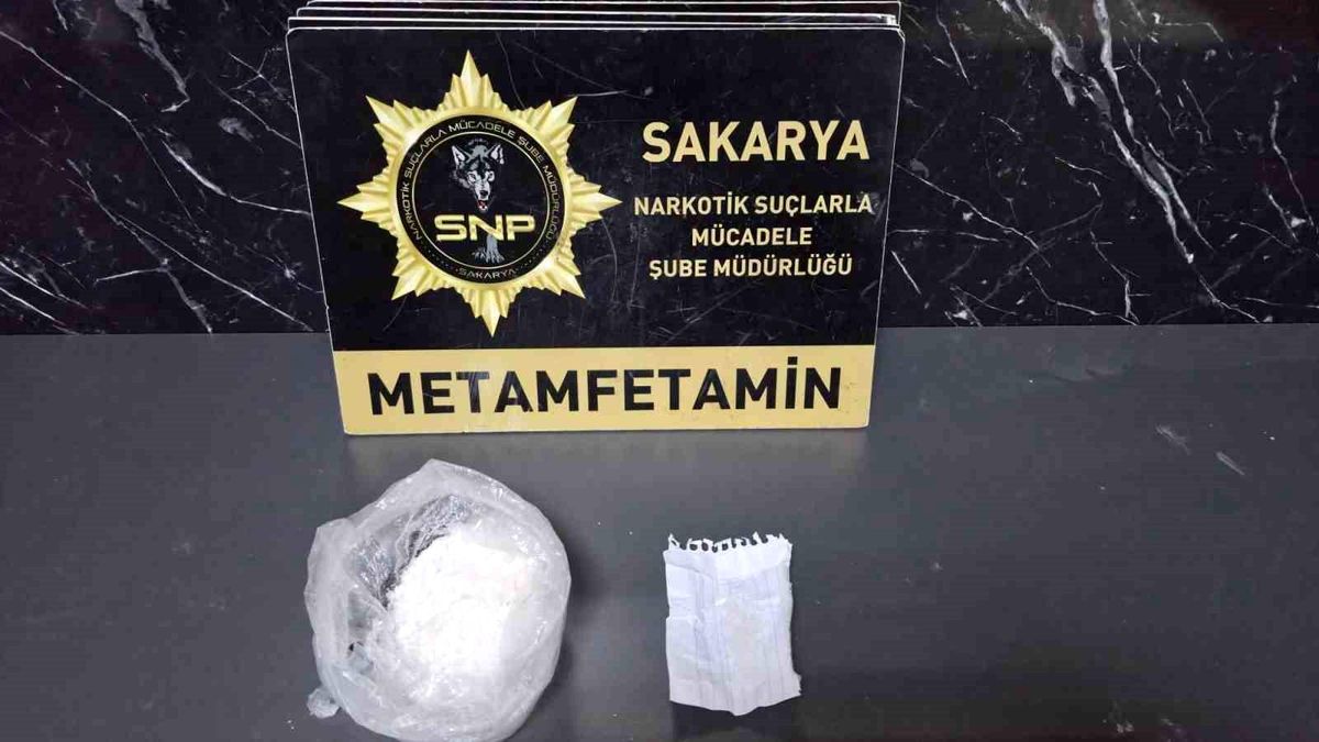 Sakarya\'da Uyuşturucu Operasyonu: 4 Tutuklama