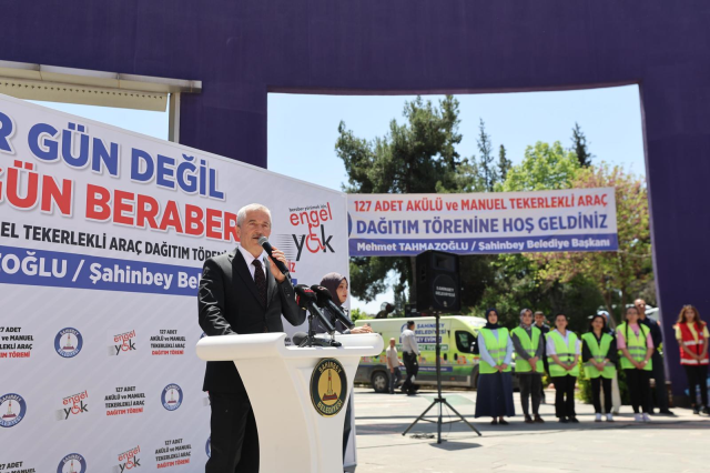 Şahinbey Belediyesi’nden engelli vatandaşlara 5 bin 10 tekerlekli sandalye desteği
