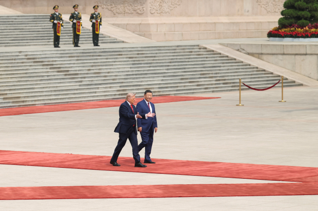 ABD Başkanı Trump ile Çin Devlet Başkanı Xi Jinping'in tarihi görüşmesi başladı: Ortak olmalıyız, rakip değil