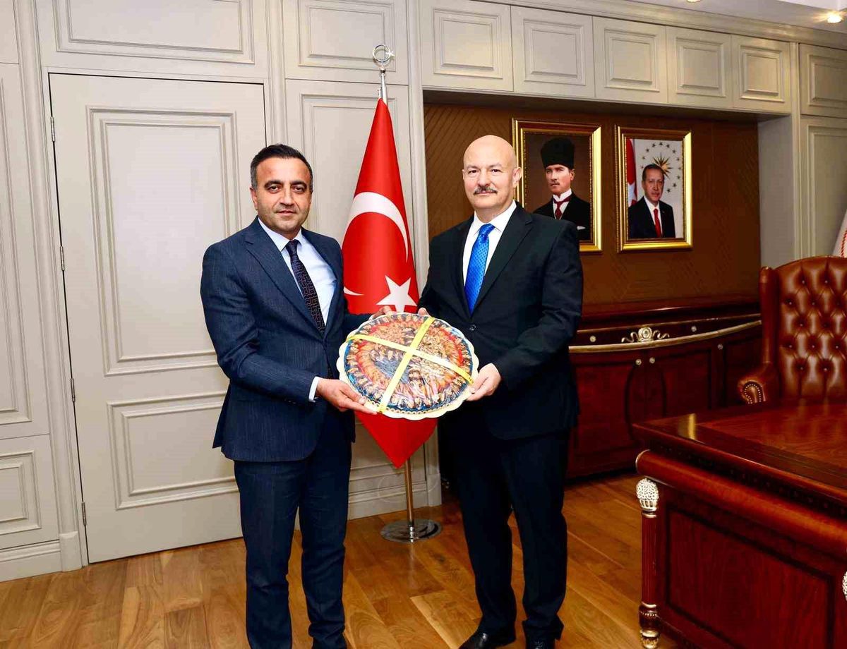 Akçadağ\'dan Vali Küçük\'e hayırlı olsun ziyareti