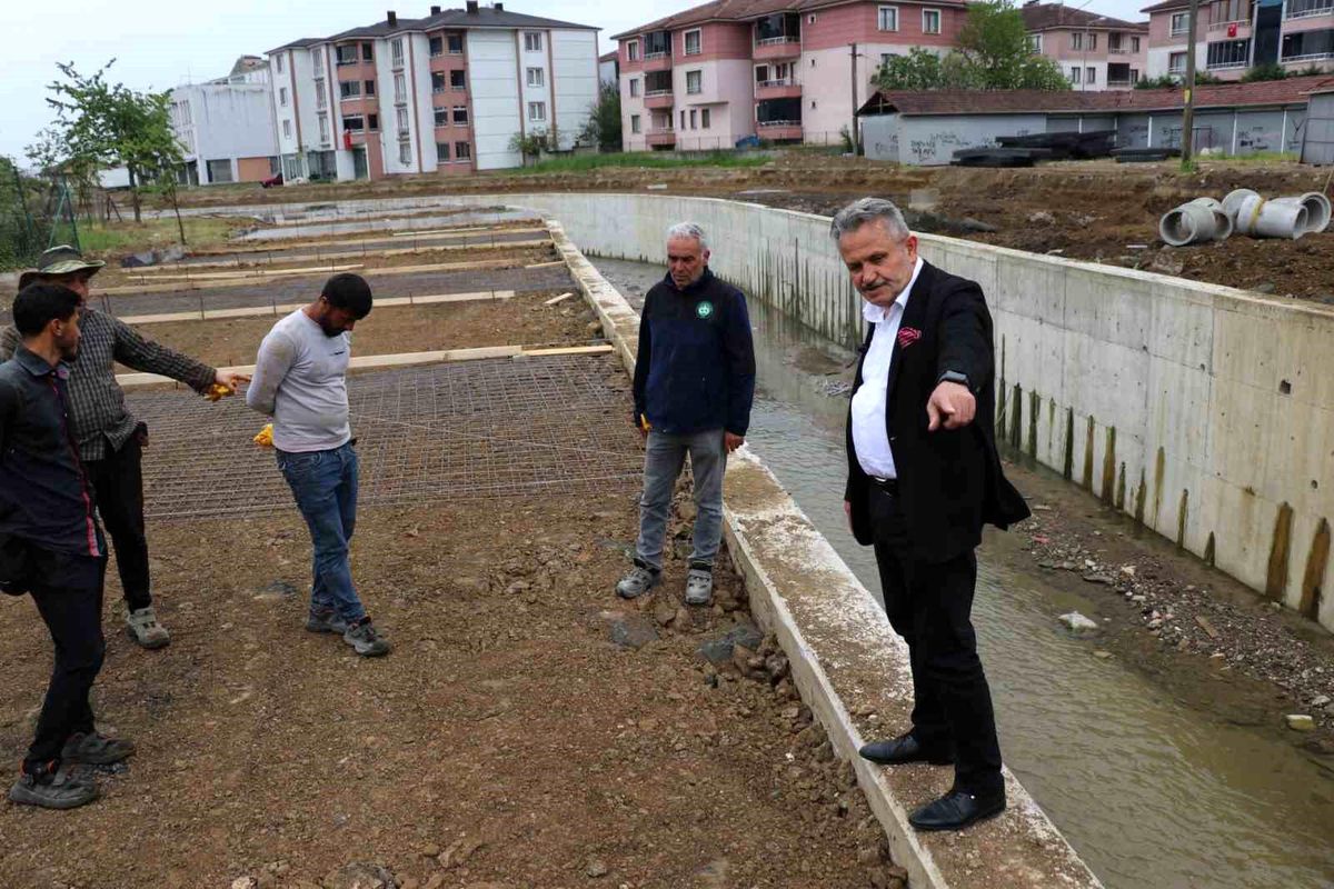 Başkan Koloğlu dere ıslah çalışmaları yerinde incelendi