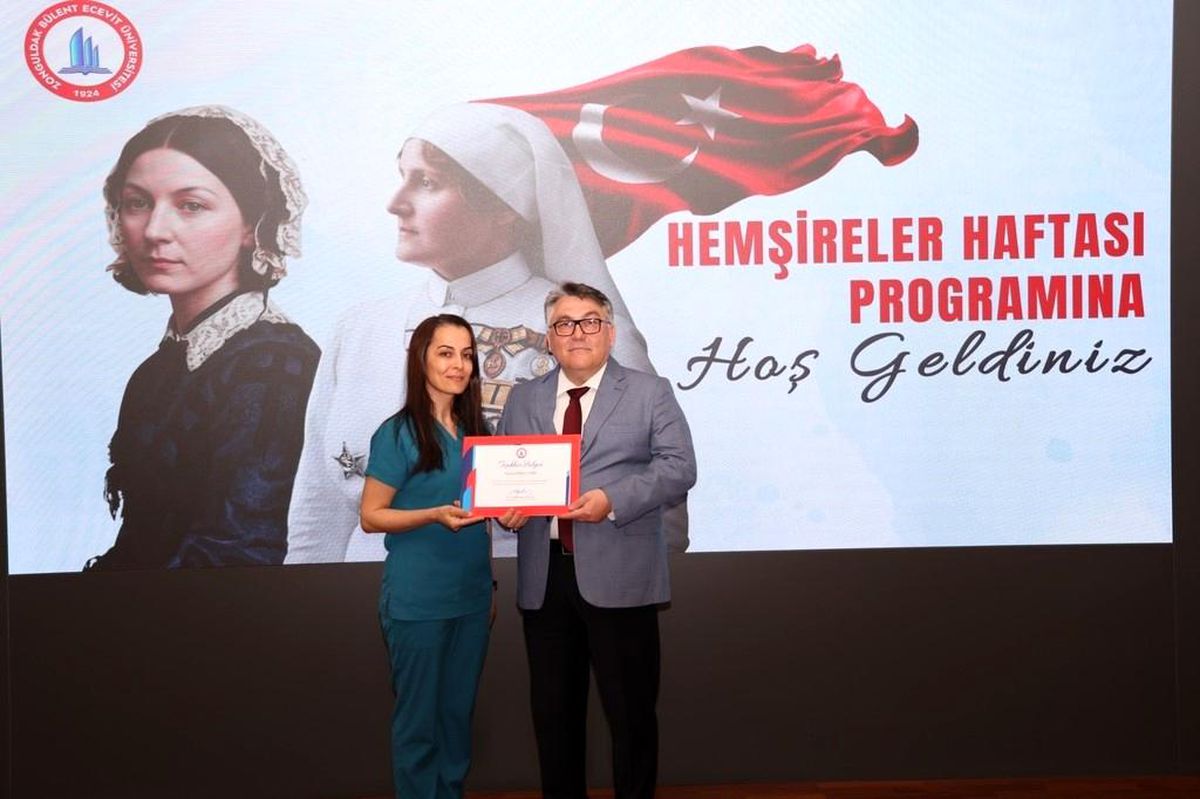 BEUN\'da Hemşirelik Haftası\'nda duygu dolu plaket töreni