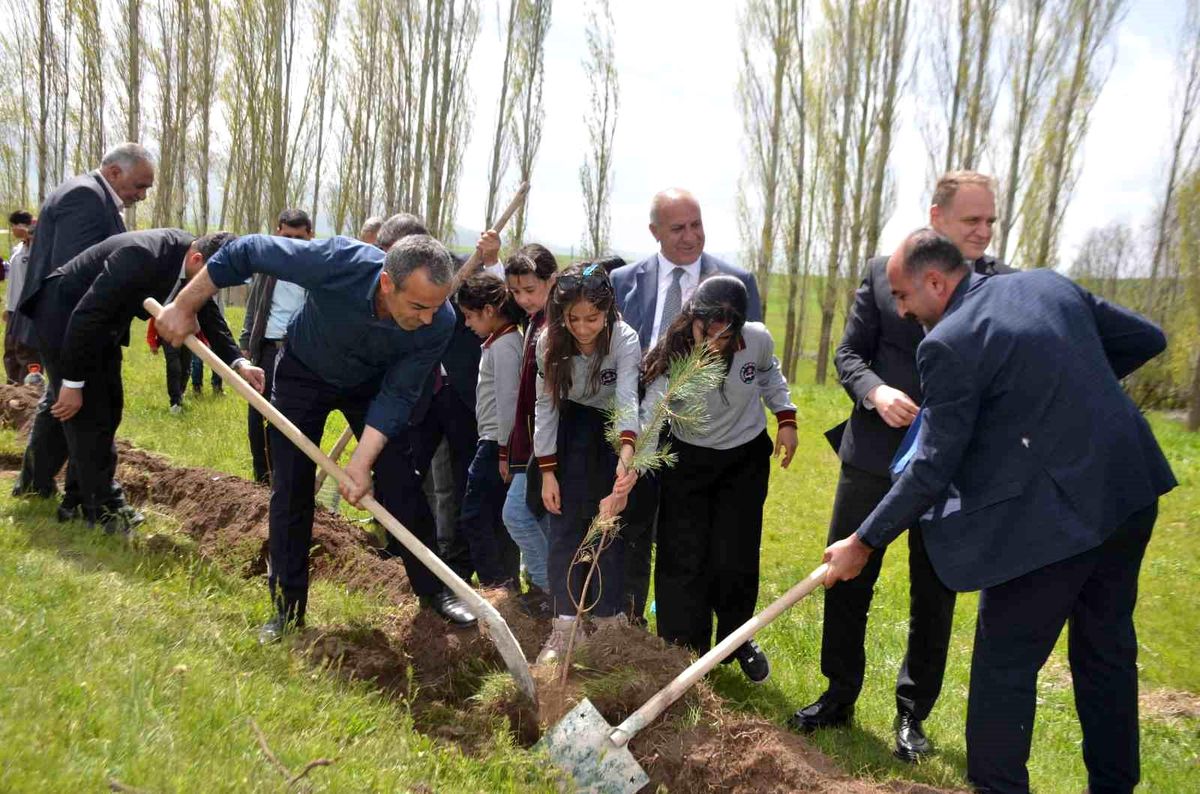 Bulanık\'ta Hatıra Yolu Projesi