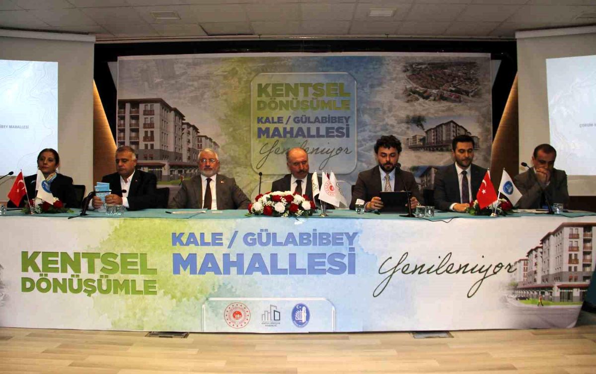 Çorum\'da iki mahallede gerçekleştirilecek kentsel dönüşüm projeleriyle ilgili vatandaşlar bilgilendirildi