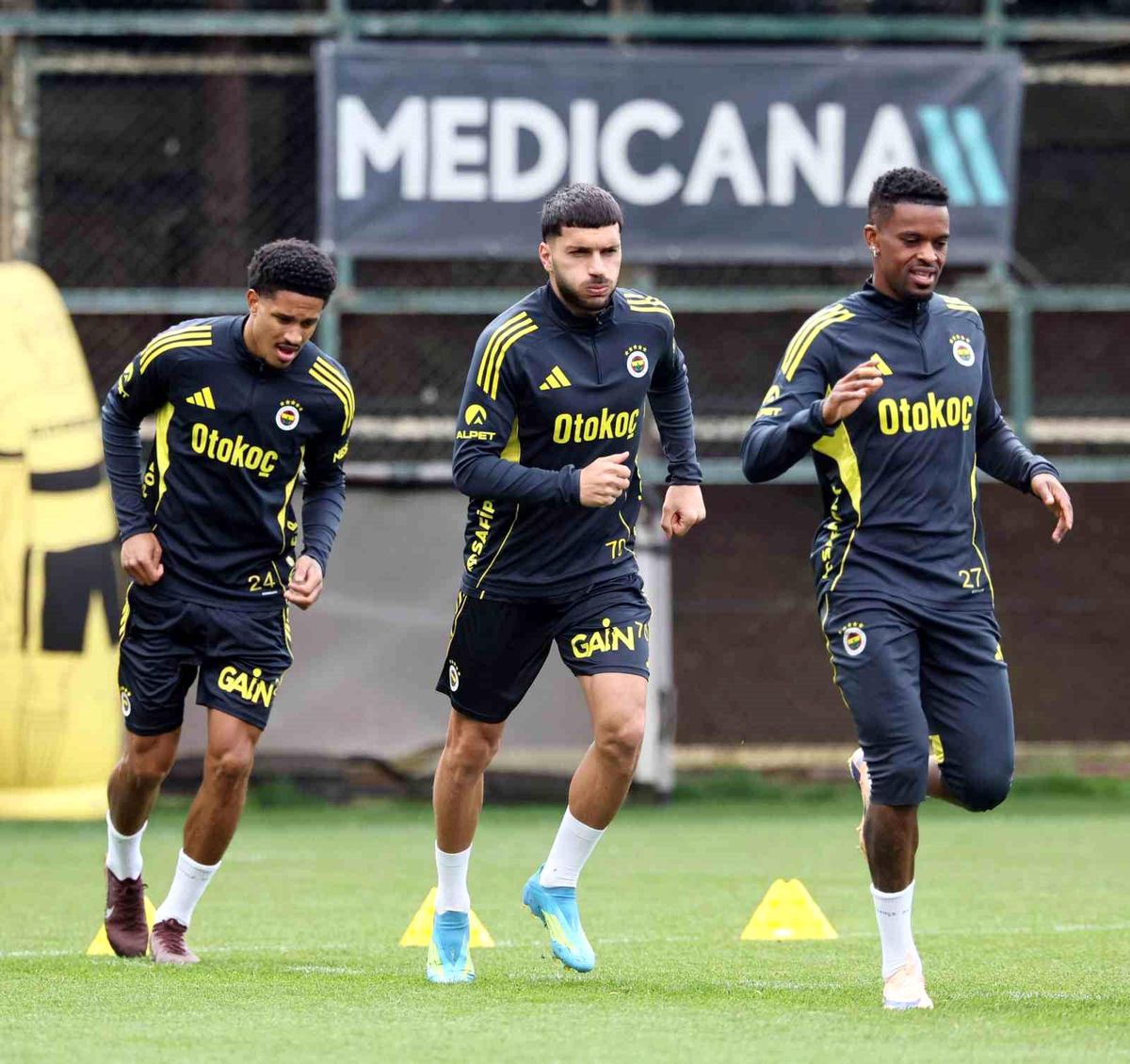 Fenerbahçe Eyüpspor Maçına Hazırlanıyor