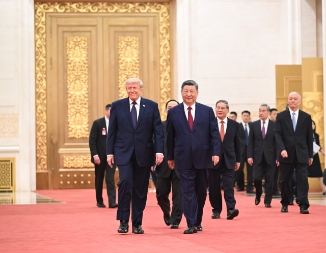 Trump ve Şi'nin el sıkışması sonrası İran'dan 